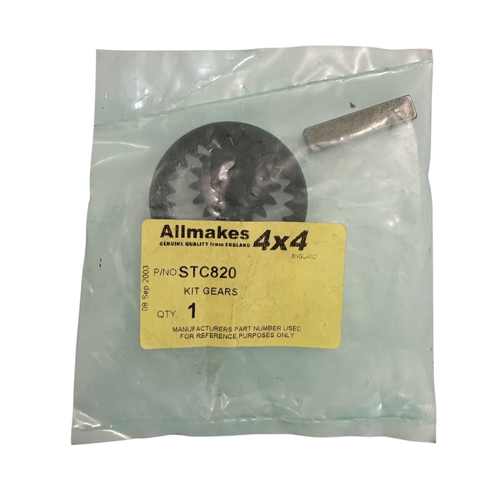 Oil Pump Gear and Shaft STC820